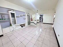 賠❗️緊鄰昌平vs文心超大坪數３房電梯直達車位