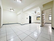 選我選我!三代同堂首選低總價!🔥｜超寬敞4+1房