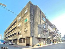  台灣大道51地坪角間三面臨路四連棟＝822萬/棟