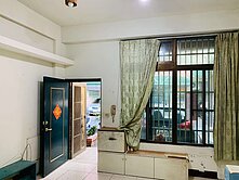 低總價鄰吉峰國小欠整理社區活路透天