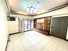 五甲公園低總價大三房