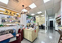 桃園車站旁站前金透店