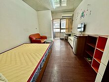 逢甲商圈近水樓台（一期）｜高樓層獨立陽台美套房