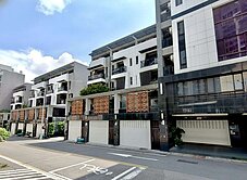 老詹~佑崧逸境｜臨路精裝電梯豪墅｜5間大套房