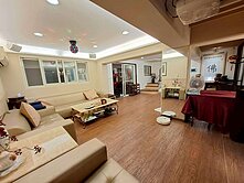 府中捷運豪宅~住辦店1樓+車