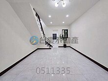 成熟生活圈｜小劉嚴選｜崇德商圈🏙️10米活路透店