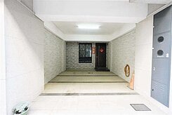 高雄仁武行政中心｜輕屋齡孝親房車庫社區型透天