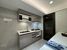 蘆洲區中原商圈大坪數電梯大四房車