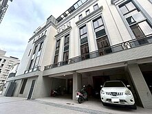 仁美商圈近捷運✅6年屋齡雙車墅✅神農重劃區社區型