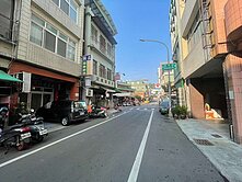 西子灣渡輪站大面寬大地坪邊間金店面