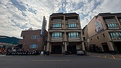 鳳山大寮捷運線旁｜臨路方正透天店面