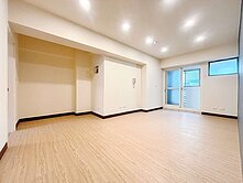 太平樹孝商圈３房機上車位