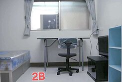 高醫。熱河商圈。黃金透店。收租10套房。臨15米