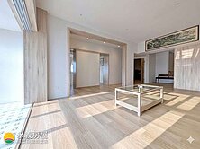 正忠路周董，哎呦不錯喔！雖無昆凌，擁和平大苑同款