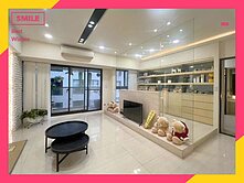 BC18👑決心要賣！高鐵｜太普美裝潢三房平移車位