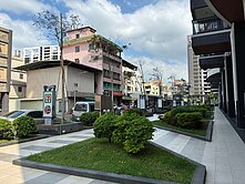 F.小港路機能佳~低總價透天		        	