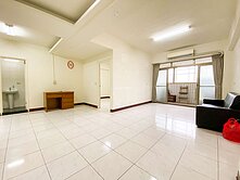 銀行估價一致成功商圈三房平面車位 北屯社區首選