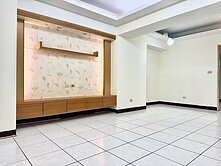 柏勳｜獨家降價｜頭家國小３房休旅車位｜免千萬