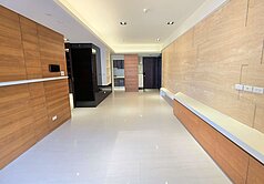 國聚知青三房平車