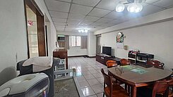 大業國中💙向上商圈💙次頂樓３房+車位