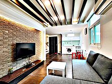 重劃區邊間明亮優美5米樓中樓1+1房超值車位溫泉宅