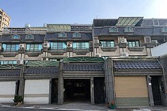 楠梓區｜臨路首排雙車車墅｜免整理｜上國道3分鐘