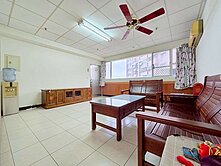 專任!中山醫文心大慶｜室內42坪｜B1坡道平車