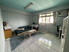 低自備款~永安北路RC5+6F~798萬