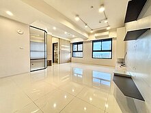 華鳳特區旺時代3改1雙衛大平車