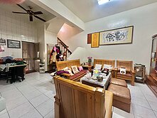 竹南【香格里拉】邊間雙臨路｜方正透天