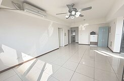 東山軍功三房平車低總價/輕屋齡視野戶