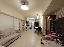 三民鼎山家樂福近輕軌3房大樓