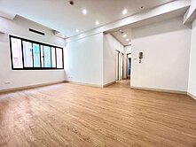 輕軌鼎山家樂福衛浴開窗三房