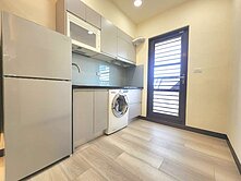 仁武最新建案！！微笑世界兩房平車有露台