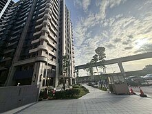 都會公園萊茵水花園三房坡平車