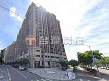 近G01八德重劃區核心國小第一排雙面臨路三角窗店面