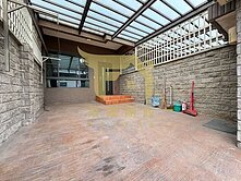 中壢交流道㊣8米路ㄉ別墅｜可做公司營業、登記