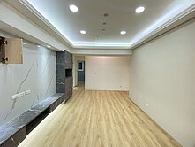 小夏房地產~彩虹河岸第一排