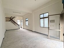 近屏東縣新埤鄉公所｜住商用3樓透天