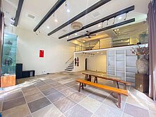 君璽大面寬挑高1+2層店面三車