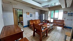 (娜)衛武營/武廟商圈明亮大公寓