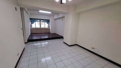 樹孝路 3+1 房免破千｜平面車位超值電梯大樓