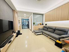 楠梓右昌｜樂群商圈–雙捷運精美裝潢車庫別墅