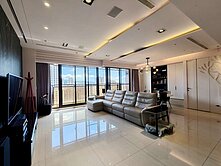 左營商圈高鐵特區★協勝發★大三房雙衛浴開窗平車