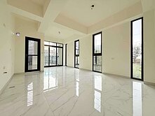 ｜岡山｜全新完工｜三角窗｜電梯｜大面寬｜三車墅｜