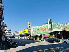 岡山車庫透天⭐️活巷⭐️三面採光⭐️大樓價買透天