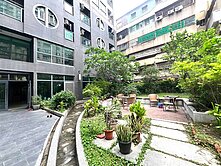 東區摩根明亮套房+平車