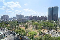 亞灣R7捷運景觀商辦