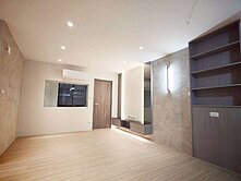 捷運中山國小🦄2+1房。電梯精品