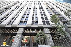 三多捷運站👑亞灣繽海👑輕屋齡2+1房平車